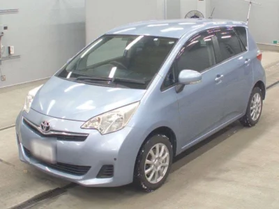 Toyota RACTIS  с аукциона в Японии