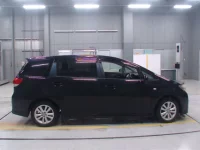 Toyota WISH лот № 30519 оценка 3.5  с аукциона в Японии 2