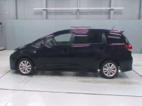 Toyota WISH лот № 30519 оценка 3.5  с аукциона в Японии 3