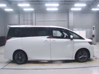 Toyota VELLFIRE лот № 30520 оценка 5  с аукциона в Японии 2
