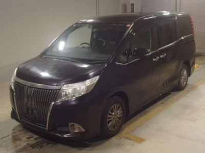 Toyota ESQUIRE  с аукциона в Японии