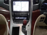 Toyota ALPHARD лот № 5564 оценка 3  с аукциона в Японии 8