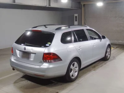 Volkswagen GOLF VARIANT  с аукциона в Японии