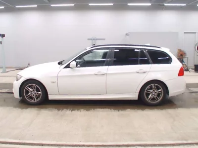 BMW 3-Series  с аукциона в Японии