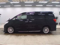 Toyota ALPHARD лот № 5577 оценка 3  с аукциона в Японии 3