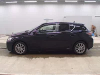 Lexus CT лот № 5582 оценка 3  с аукциона в Японии 3