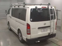Toyota HIACE VAN лот № 30616 оценка 3.5  с аукциона в Японии 5