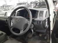 Toyota HIACE VAN лот № 30616 оценка 3.5  с аукциона в Японии 6