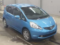 Honda FIT лот № 5585 оценка 3.5  с аукциона в Японии 4