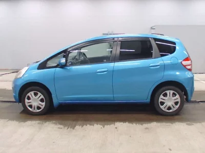 Honda FIT  с аукциона в Японии