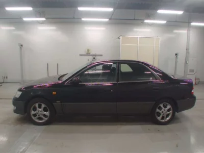 Toyota WINDOM  с аукциона в Японии