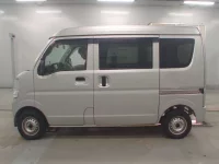 Nissan CLIPPER VAN лот № 516 оценка 3  с аукциона в Японии 3