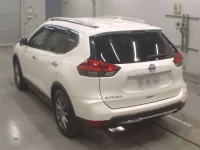 Nissan X-TRAIL лот № 30625 оценка 4  с аукциона в Японии 5