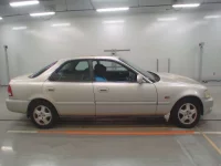 Honda INSPIRE лот № 30624 оценка 3  с аукциона в Японии 2