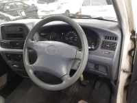 Toyota TOWN ACE VAN лот № 30627 оценка 3  с аукциона в Японии 6