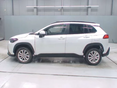 Toyota COROLLA CROSS  с аукциона в Японии