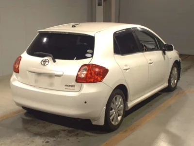 Toyota AURIS  с аукциона в Японии