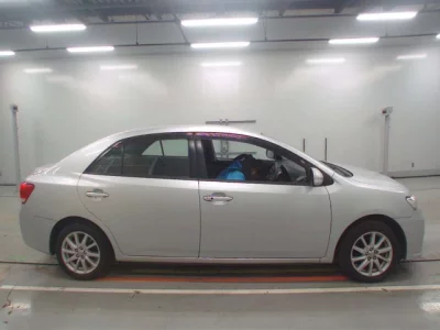 Toyota ALLION  с аукциона в Японии
