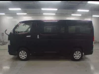 Toyota HIACE VAN лот № 30639 оценка 3.5  с аукциона в Японии 3