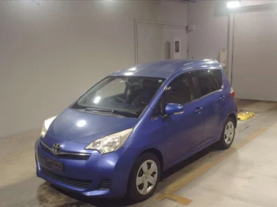 Toyota RACTIS  с аукциона в Японии