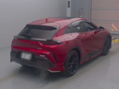 Toyota CROWN SPORT  с аукциона в Японии