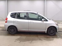 Honda FIT лот № 5629 оценка 3  с аукциона в Японии 2