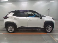 Toyota YARIS CROSS лот № 30650 оценка RA  с аукциона в Японии 2