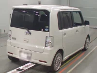 Toyota PIXIS SPACE лот № 552 оценка R  с аукциона в Японии 1