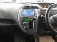 Toyota RACTIS лот № 30653 оценка 3  с аукциона в Японии 8