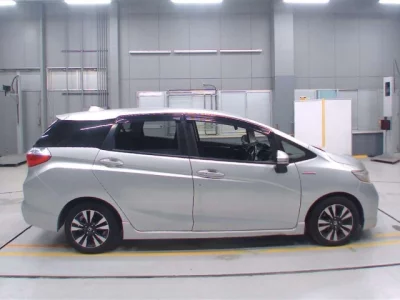 Honda SHUTTLE  с аукциона в Японии