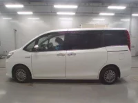 Toyota ESQUIRE лот № 30684 оценка R  с аукциона в Японии 3