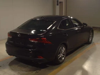 Lexus IS  с аукциона в Японии
