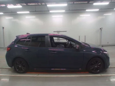 Toyota COROLLA TOURING  с аукциона в Японии