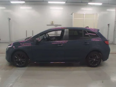 Toyota COROLLA TOURING  с аукциона в Японии