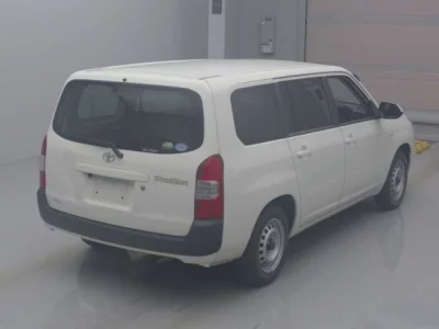 Toyota PROBOX  с аукциона в Японии
