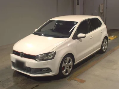 Volkswagen POLO  с аукциона в Японии