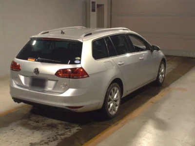 Volkswagen GOLF VARIANT  с аукциона в Японии