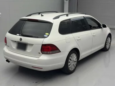 Volkswagen GOLF VARIANT  с аукциона в Японии