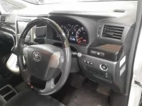Toyota ALPHARD лот № 30707 оценка 3.5  с аукциона в Японии 6