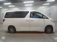 Toyota ALPHARD лот № 30707 оценка 3.5  с аукциона в Японии 2