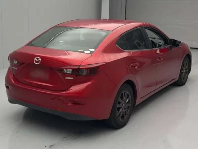 Mazda AXELA  с аукциона в Японии