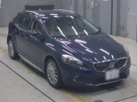 Volvo V40 лот № 10089 оценка 4  с аукциона в Японии 4