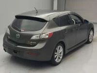 Mazda AXELA лот № 4368 оценка R  с аукциона в Японии 1