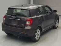 Toyota IST лот № 4372 оценка 3.5  с аукциона в Японии 1