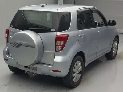 Toyota RUSH  с аукциона в Японии