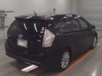 Toyota PRIUS ALPHA лот № 30755 оценка 4  с аукциона в Японии 1