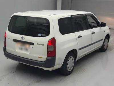 Toyota PROBOX  с аукциона в Японии