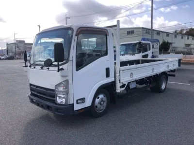 Isuzu ELF  с аукциона в Японии