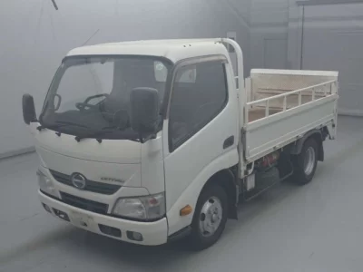 Hino DUTRO  с аукциона в Японии