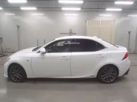 Lexus IS лот № 30774 оценка 4  с аукциона в Японии 3
